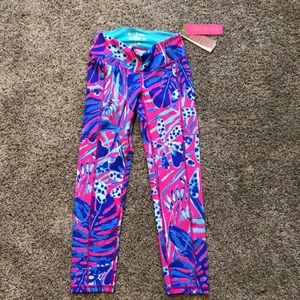 Lilly Pulitzer LUXLETIC 24" WEEKENDER MIDI LEGGING